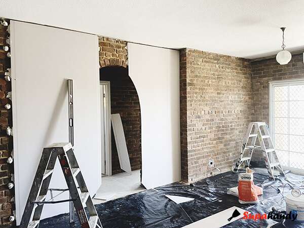 Gyprock over internal brick wall