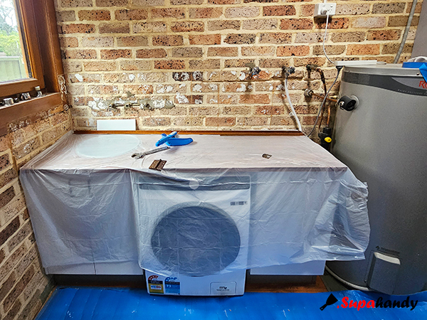 Demolish old tiles splashback