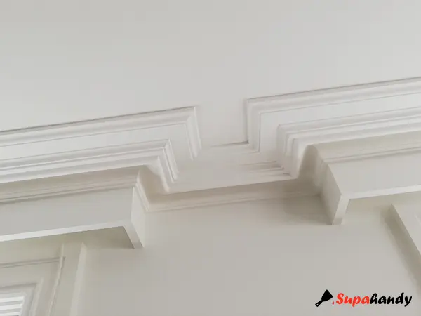 Paddington-style cornice on the curtain box installed by Supahandy in year 2020